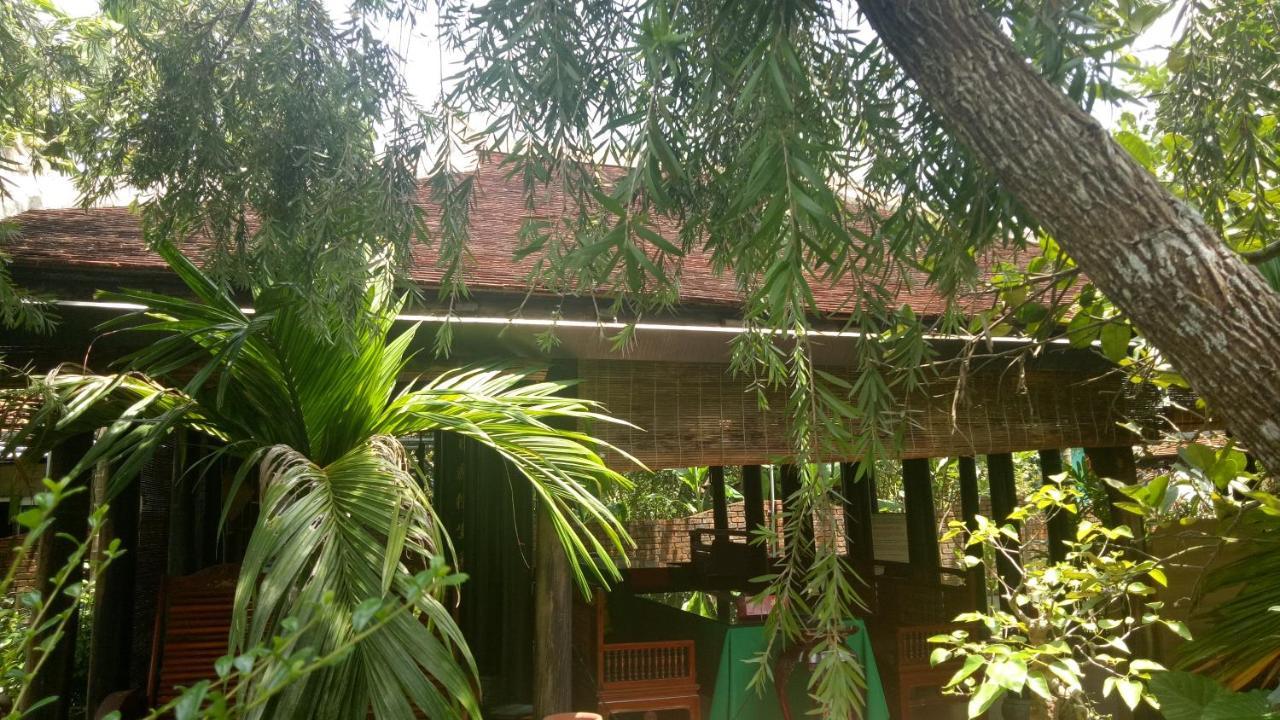 Tam Tinh Vien Homestay Hue Exterior photo